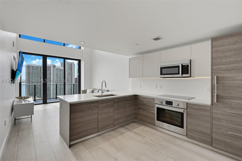 Condo for sale at Hyde Midtown PH3206
