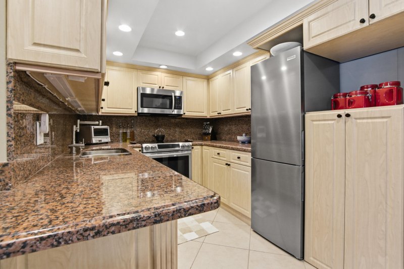 Condo for sale at The Hemispheres 17d