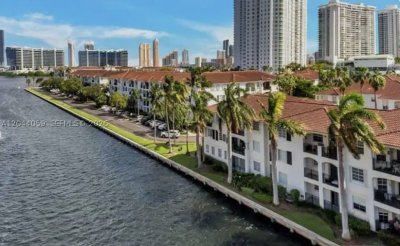 Comprar apartamento en Village by the Bay 10106