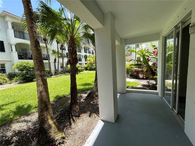 Comprar apartamento en Village by the Bay 10106