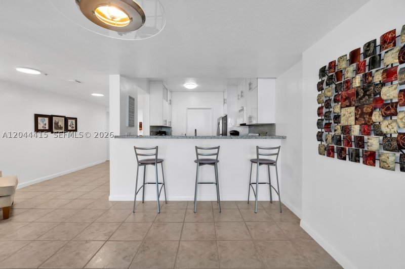 Condo for sale at Marina Bay Club 304
