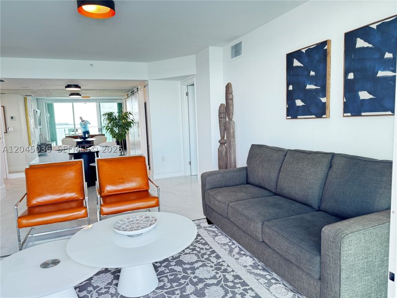 Apartment for rent at St Louis 502