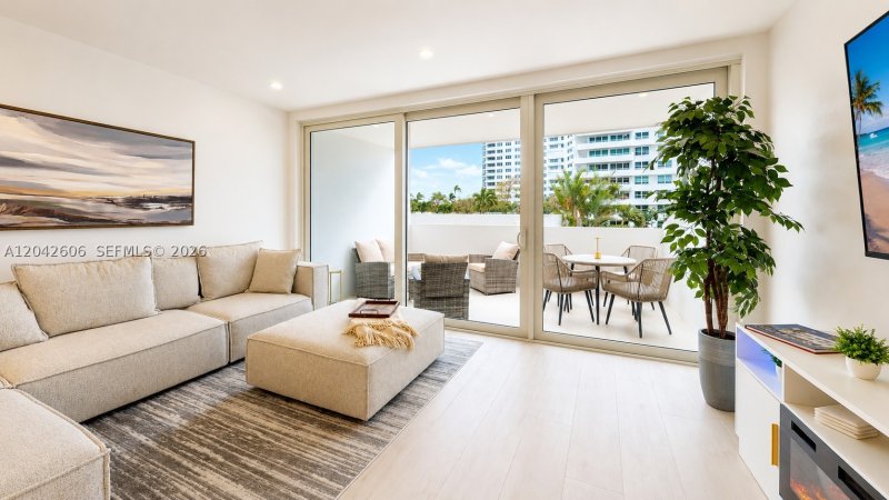 Condo for sale at Commodore Club East 213