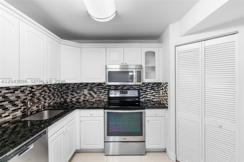Comprar apartamento en Manatee 408
