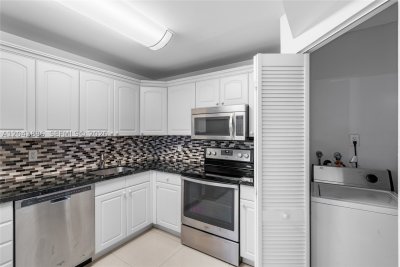 Comprar apartamento en Manatee 408