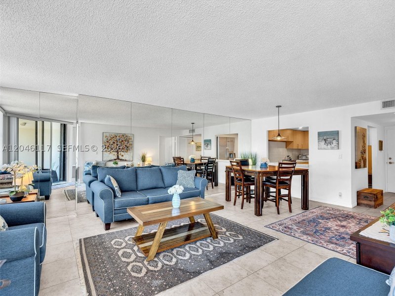 Condo for sale at Brickell Place B1203