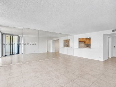 Comprar apartamento no Brickell Place B1203