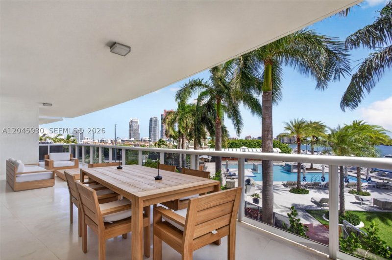 Apartment for rent at Murano Grande 706