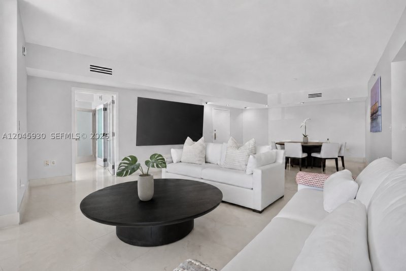 Apartment for rent at Murano Grande 706