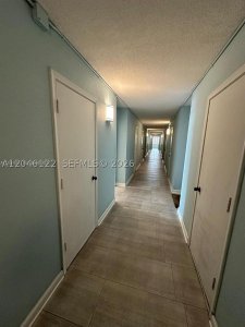 Aluguel de apartamento no Imperial Towers 333