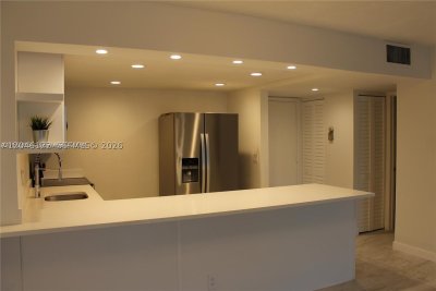 Aluguel de apartamento no Imperial Towers 333