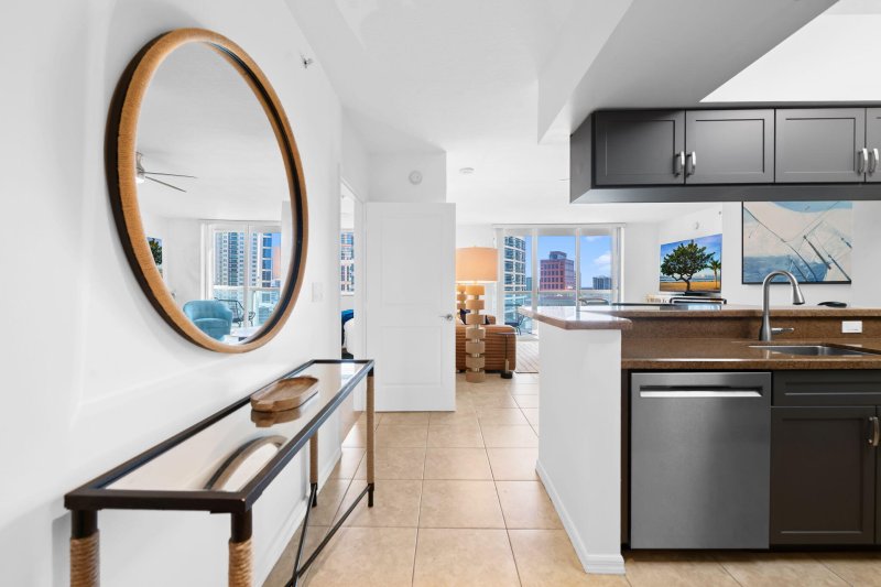 Condo for sale at Watergarden 1808