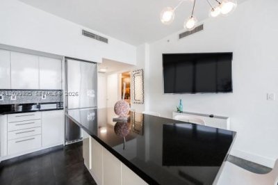 Comprar apartamento en Mint at Riverfront 5108