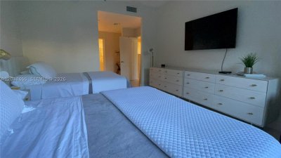 Aluguel de apartamento no Key Colony III Emerald Bay 236
