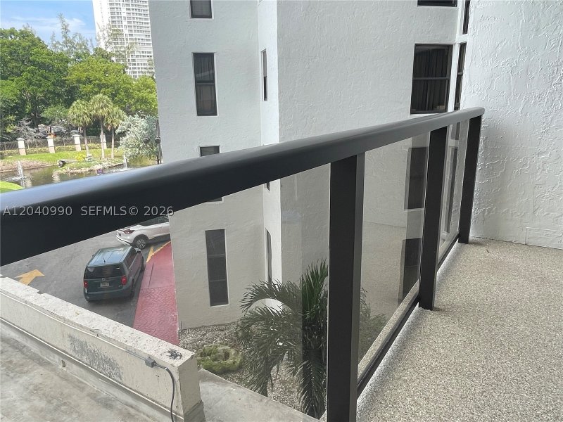 Apartment for rent at Biscayne Cove 305