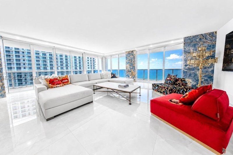 Condo for sale at Beach Club Three 3601