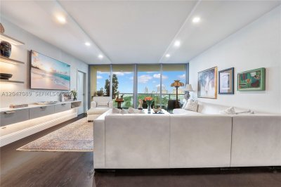 Comprar apartamento no IL Villaggio 904