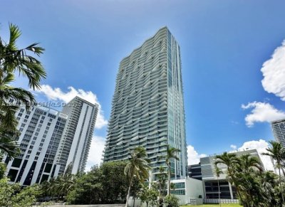 Icon Bay Apt #2805