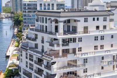Comprar apartamento en La Cascade 603
