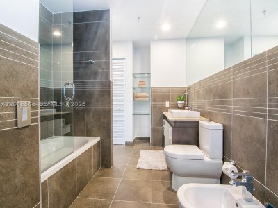 Comprar apartamento no Artecity 406