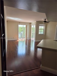 Aluguel de apartamento no Village by the Bay 12304