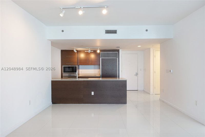 Apartment for rent at Icon Brickell Tower I 3506