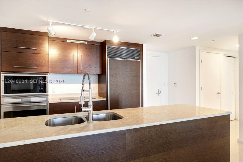 Apartment for rent at Icon Brickell Tower I 3506