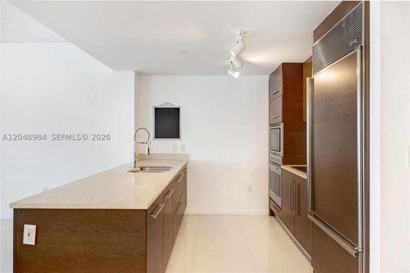 Apartment for rent at Icon Brickell Tower I 3506