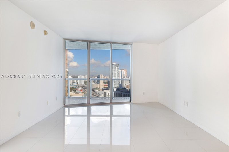 Apartment for rent at Icon Brickell Tower I 3506