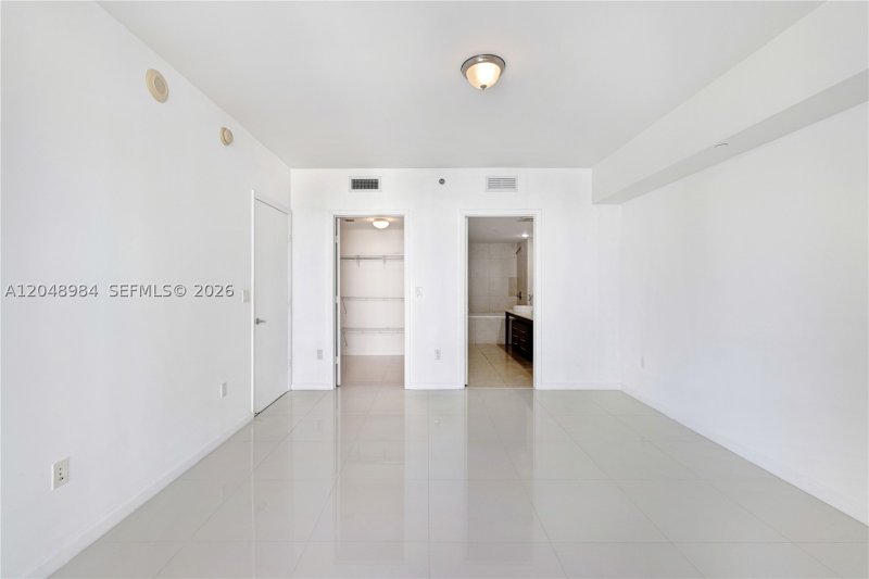 Apartment for rent at Icon Brickell Tower I 3506
