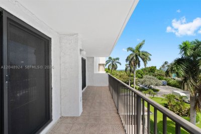 Comprar apartamento en The Summit 410S