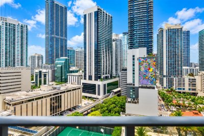 SLS Lux Brickell Apt #1702