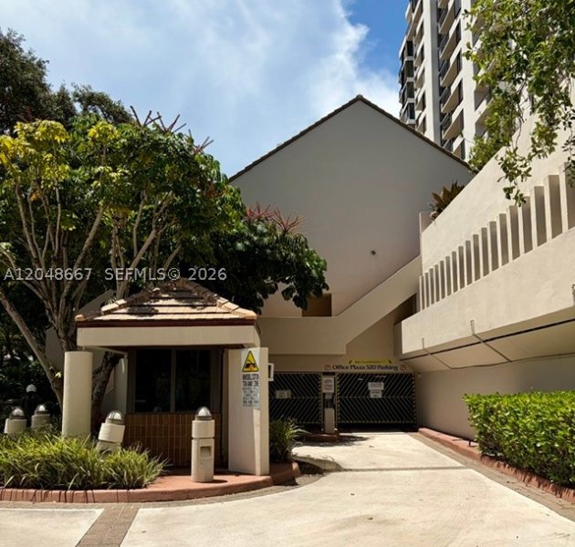Comprar apartamento no Brickell Key One O208