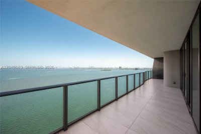 Comprar apartamento en One Paraiso 1806
