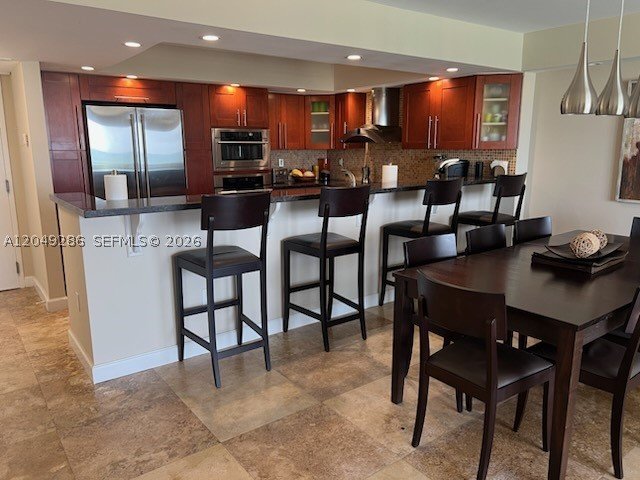 Apartment for rent at Arlen Beach 302