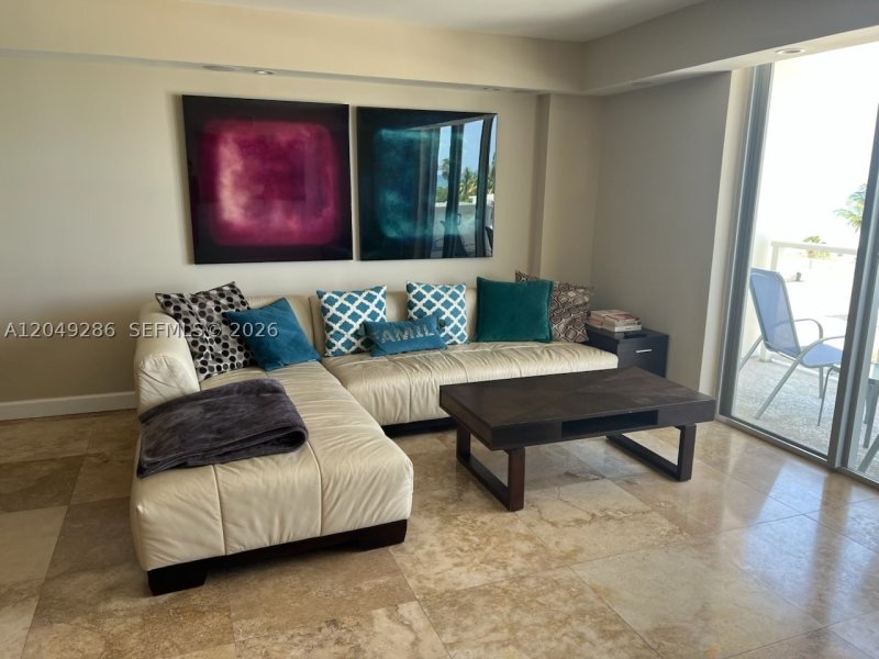 Apartment for rent at Arlen Beach 302