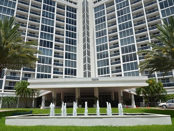 Apartment for rent at Harbour House 335