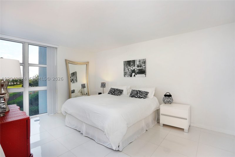 Apartment for rent at Harbour House 335