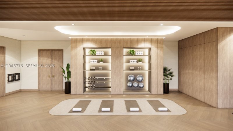 Condo for sale at One Hollywood Residences 814