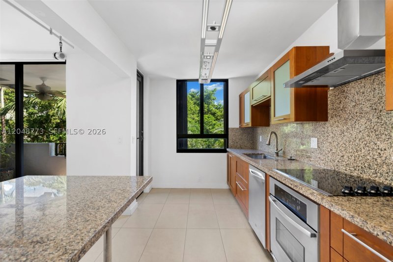 Condo for sale at Key Colony IV Botanica 301