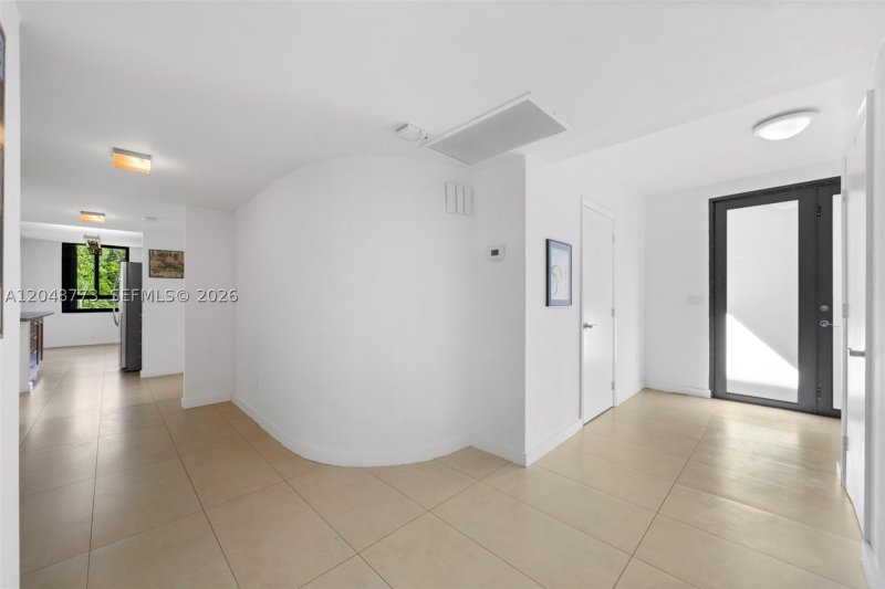 Condo for sale at Key Colony IV Botanica 301