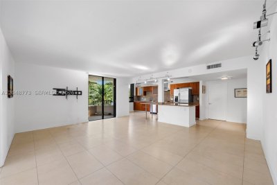 Comprar apartamento en Key Colony IV Botanica 301