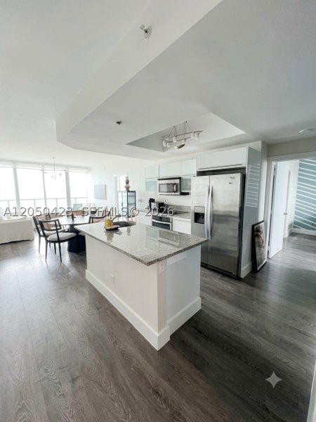 Apartment for rent at Marina Blue 4005