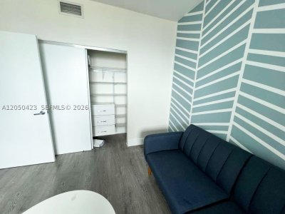 Aluguel de apartamento no Marina Blue 4005