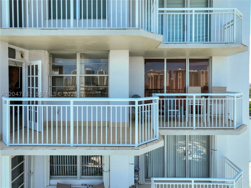 Condo for sale at Del Prado South Tower 1404
