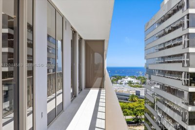 Alquiler de apartamento en MR. C Residences 1001