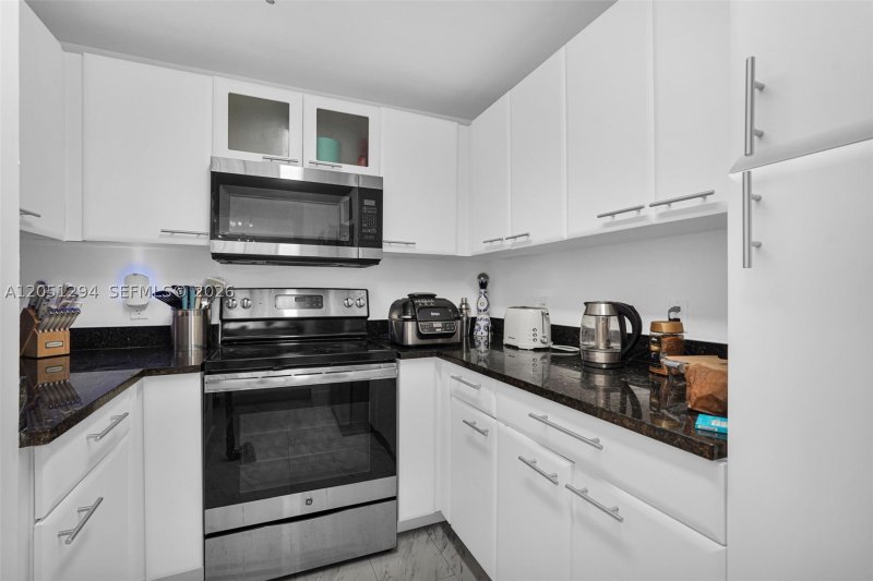 Apartment for rent at Fortune House 2810