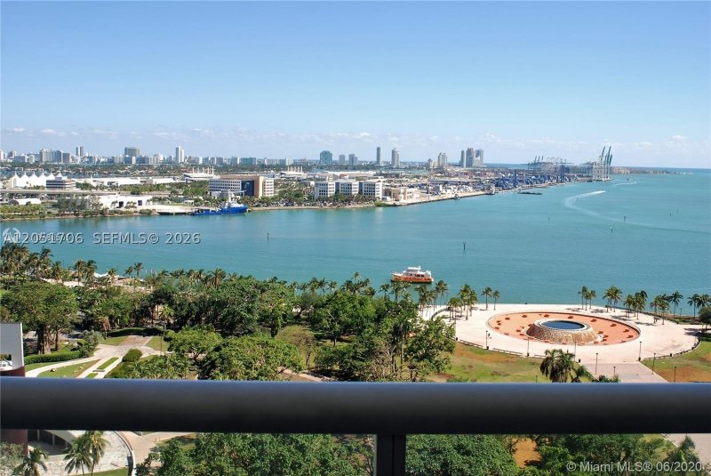 Alquiler de apartamento en 50 Biscayne 2810