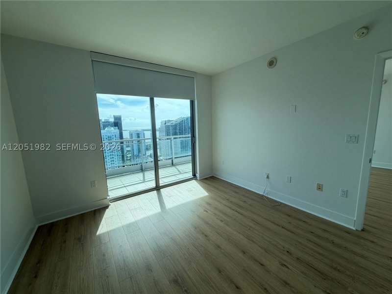 Comprar apartamento no Mint at Riverfront 5012
