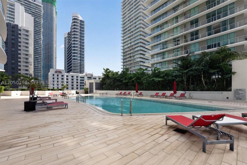 Comprar apartamento en 1100 Millecento 3707